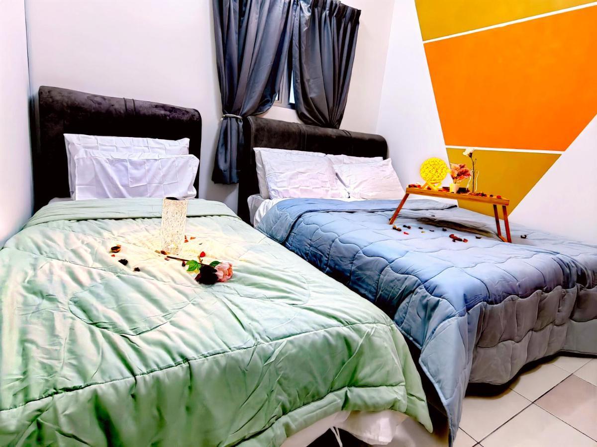 Alanis Residence 7 Pax @ Sepang Klia Kota Warisan Екстериор снимка